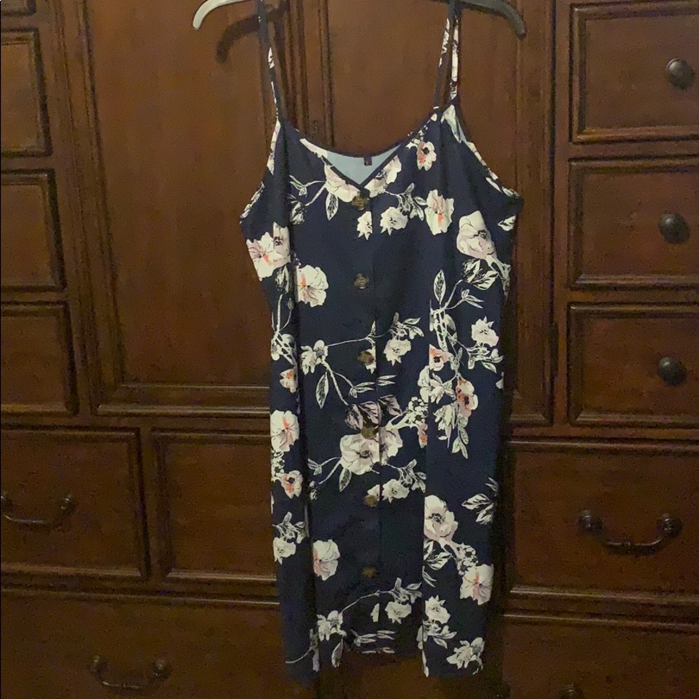 Woman LG summer dress
